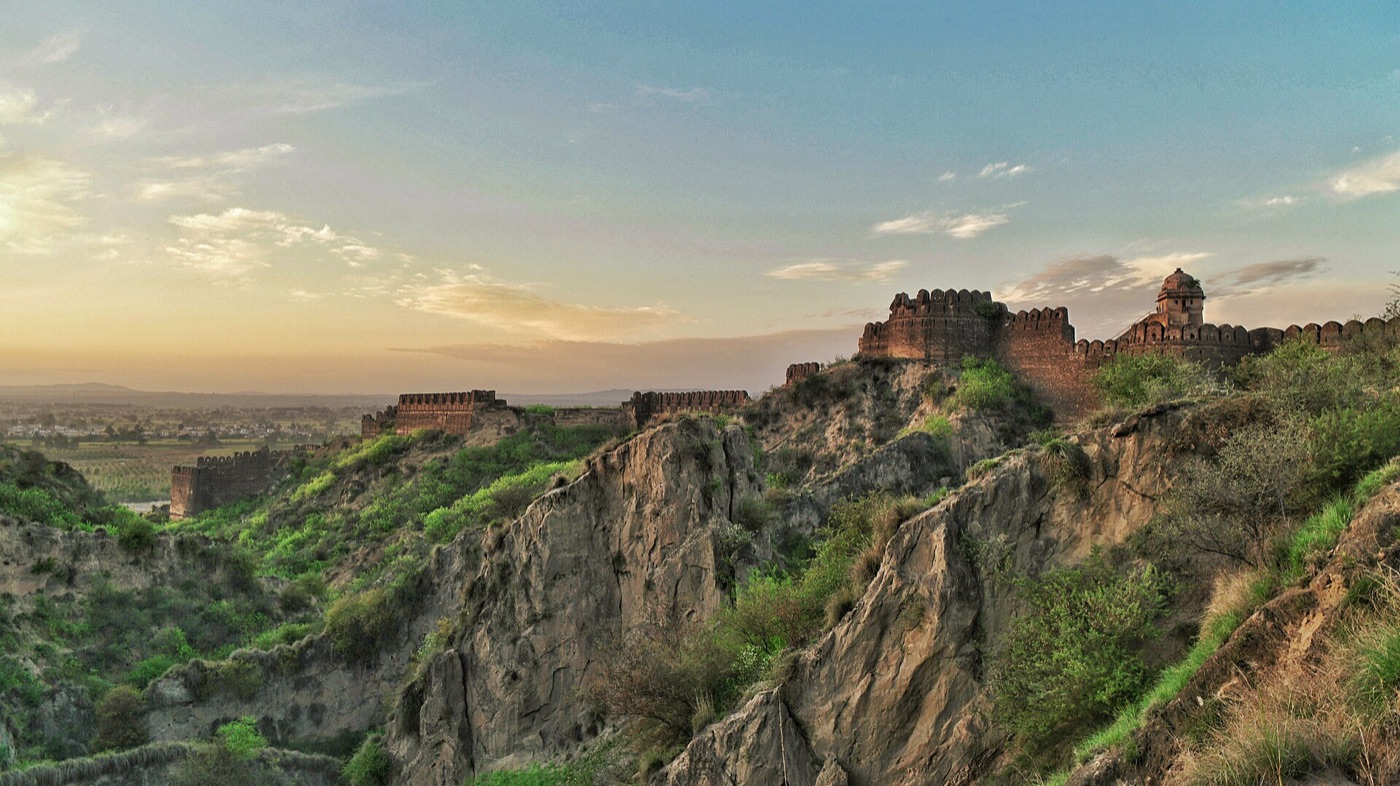 Rohtas Fort, Sher Shah Suri's stronghold near Jhelum, Pakistan. Photo: Hussain Khalid / Wikimedia Commons, CC BY-SA 4.0