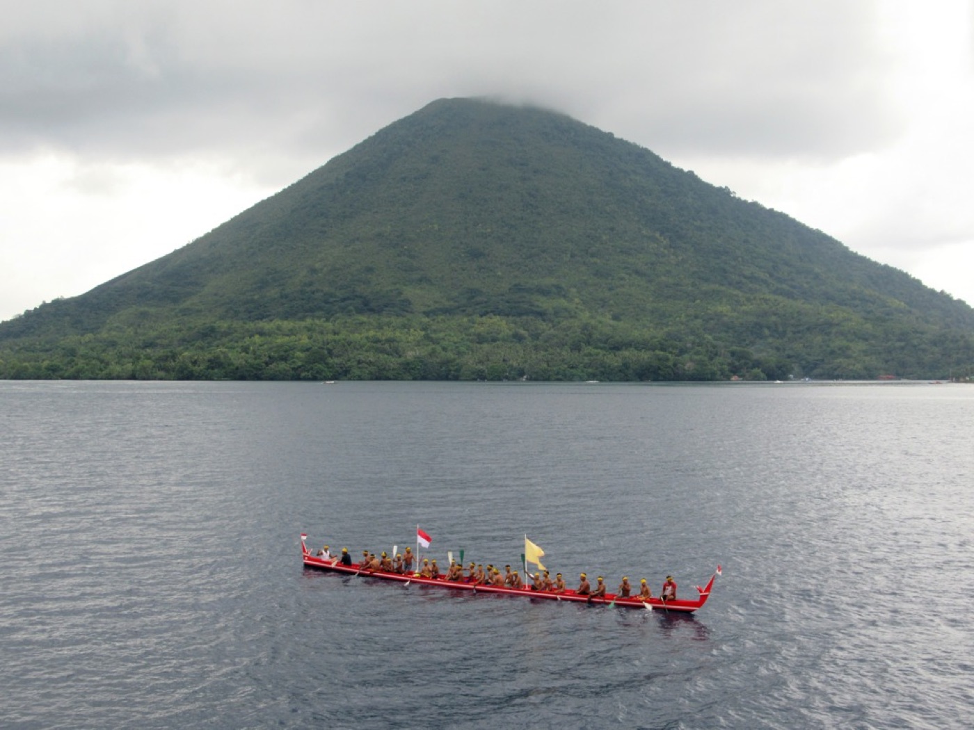 Gunung Api volcano in the Banda Islands, Indonesia. Photo: David Stanley / Wikimedia Commons, CC BY 2.0